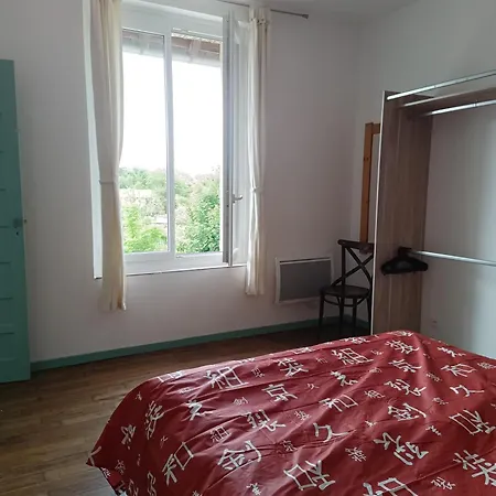 35m2 A L'etage ,1 Lit Double アパート